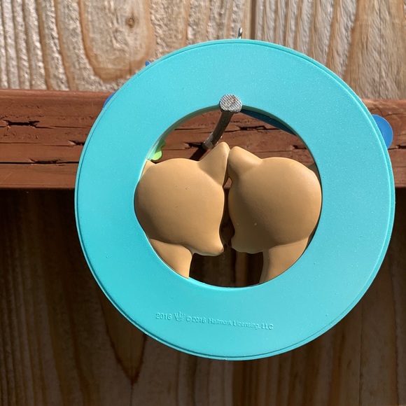 Dear Sisters ornament Hallmark - Picture 4 of 9